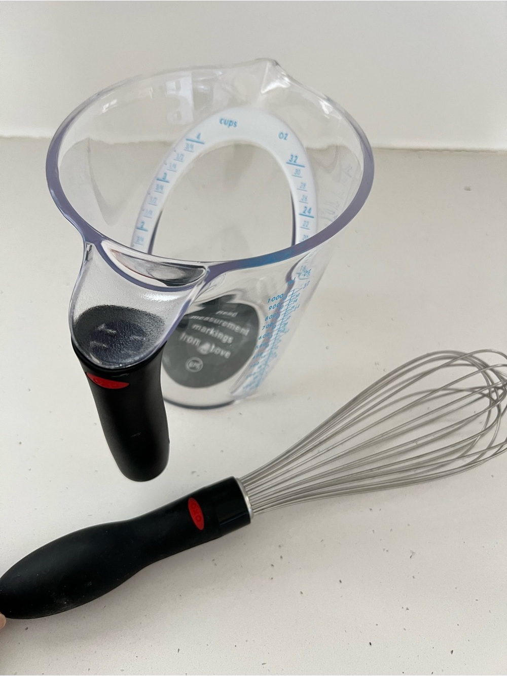 NWOT OXO Good Grips 4 Cup Measuring Cup & 11” Whisk Kitchen Set